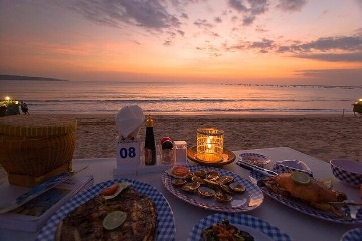 Enjoy a beachside seafood dinner